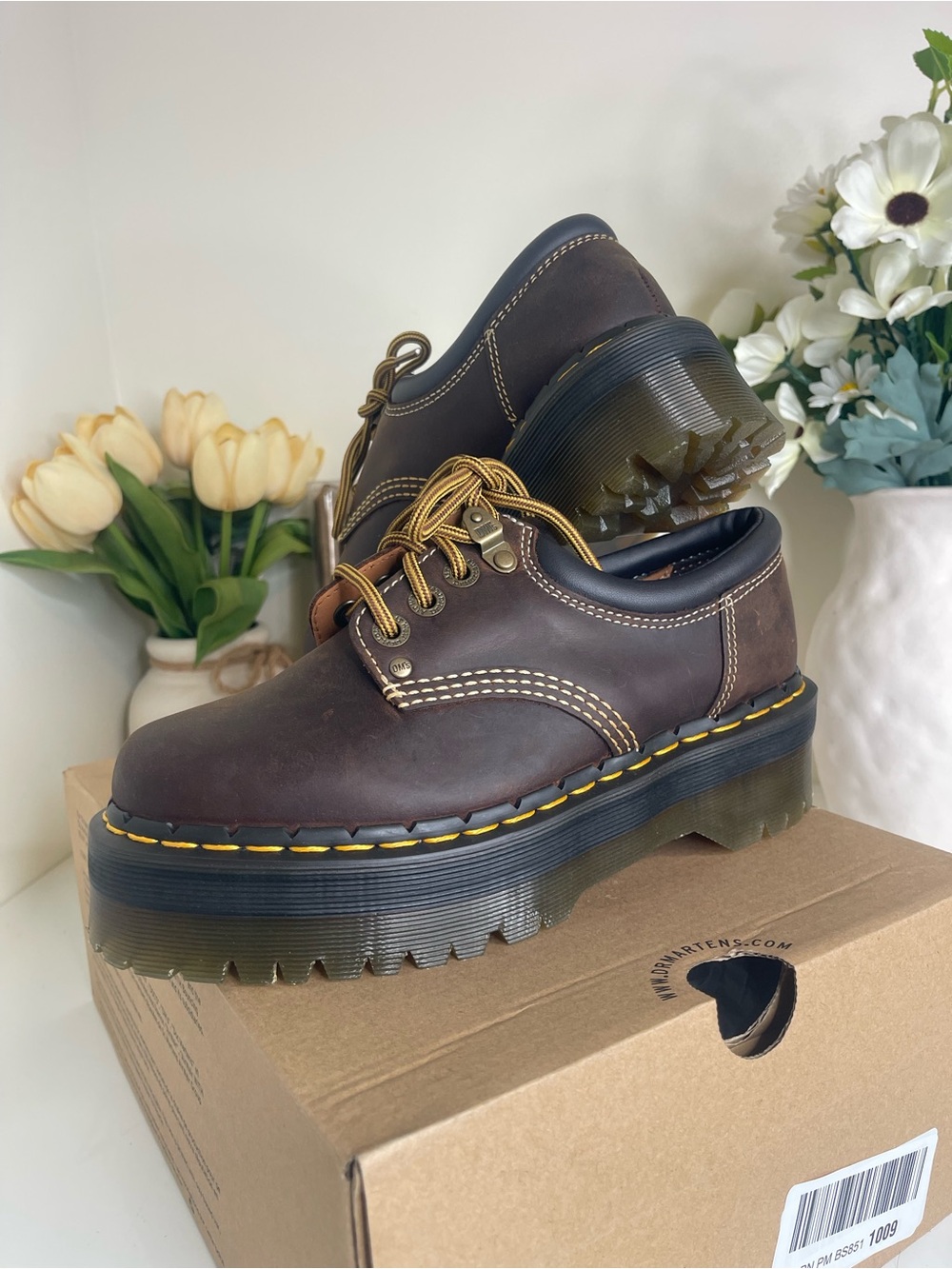 Dr. Martens 8053 4i Quad Arc Shoes